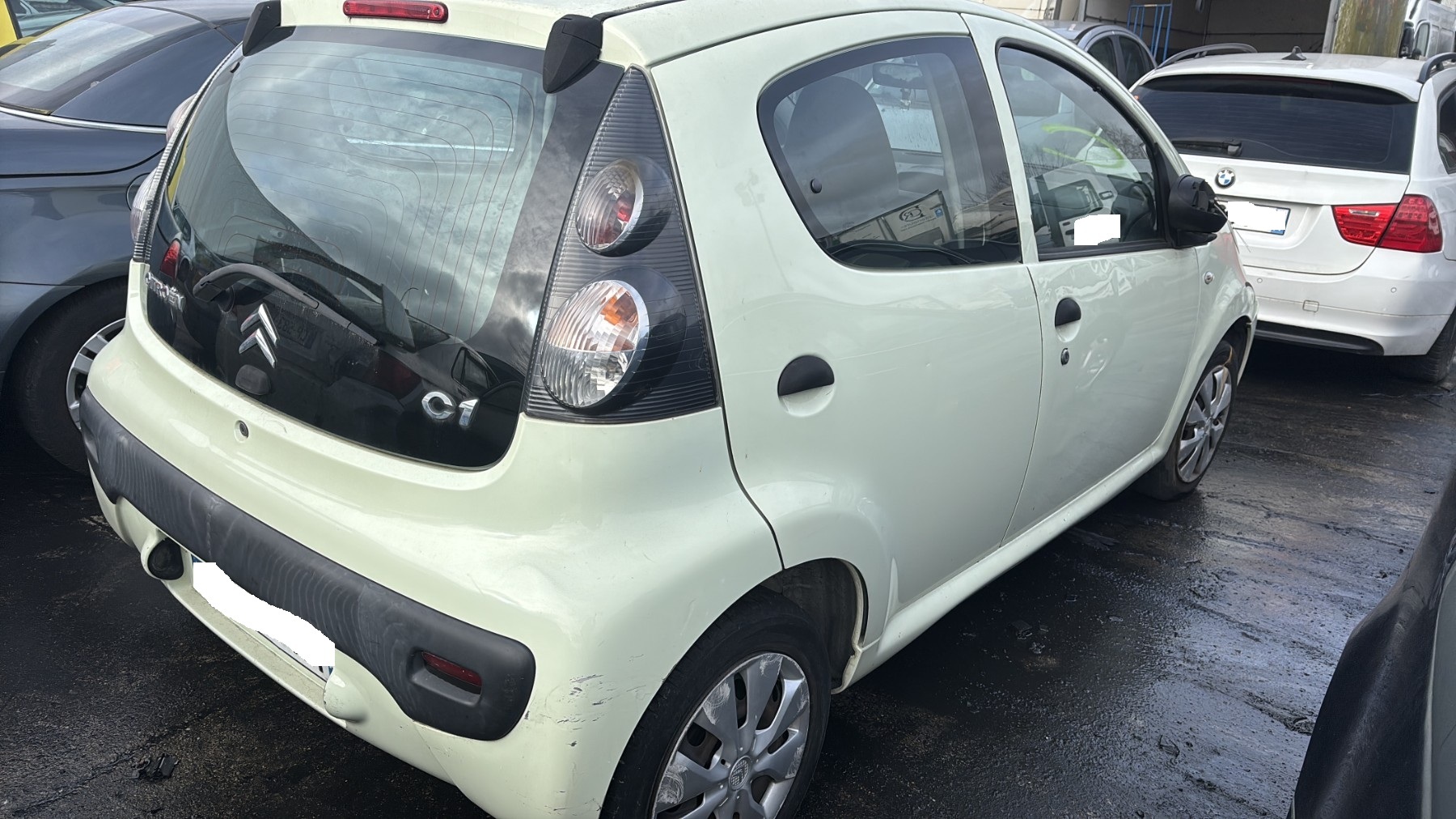 6445vhu_photo202601Vehicule-CITROEN-C11PHASE2-2009-ff5d7f541120b72deba4a10058b228a68785af7435eb2f9b73ff66e7b23fdef3_o