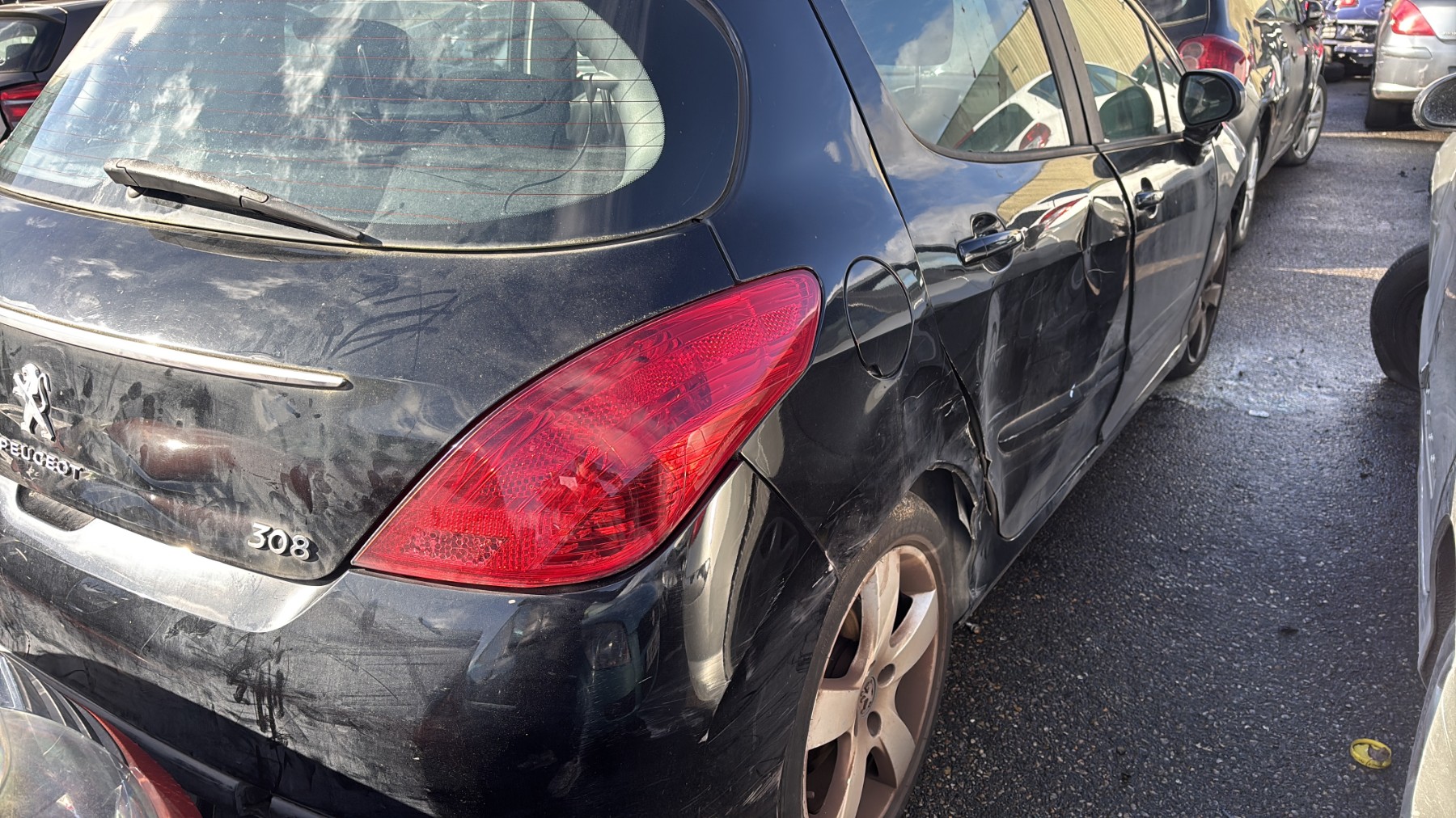 6445vhu_photo202602Vehicule-PEUGEOT-3081PHASE2-2012-44c7f973d2d3e45a15040ab0040dd0c2804fddbcfc2487a14a6a184cdaa5238c_o