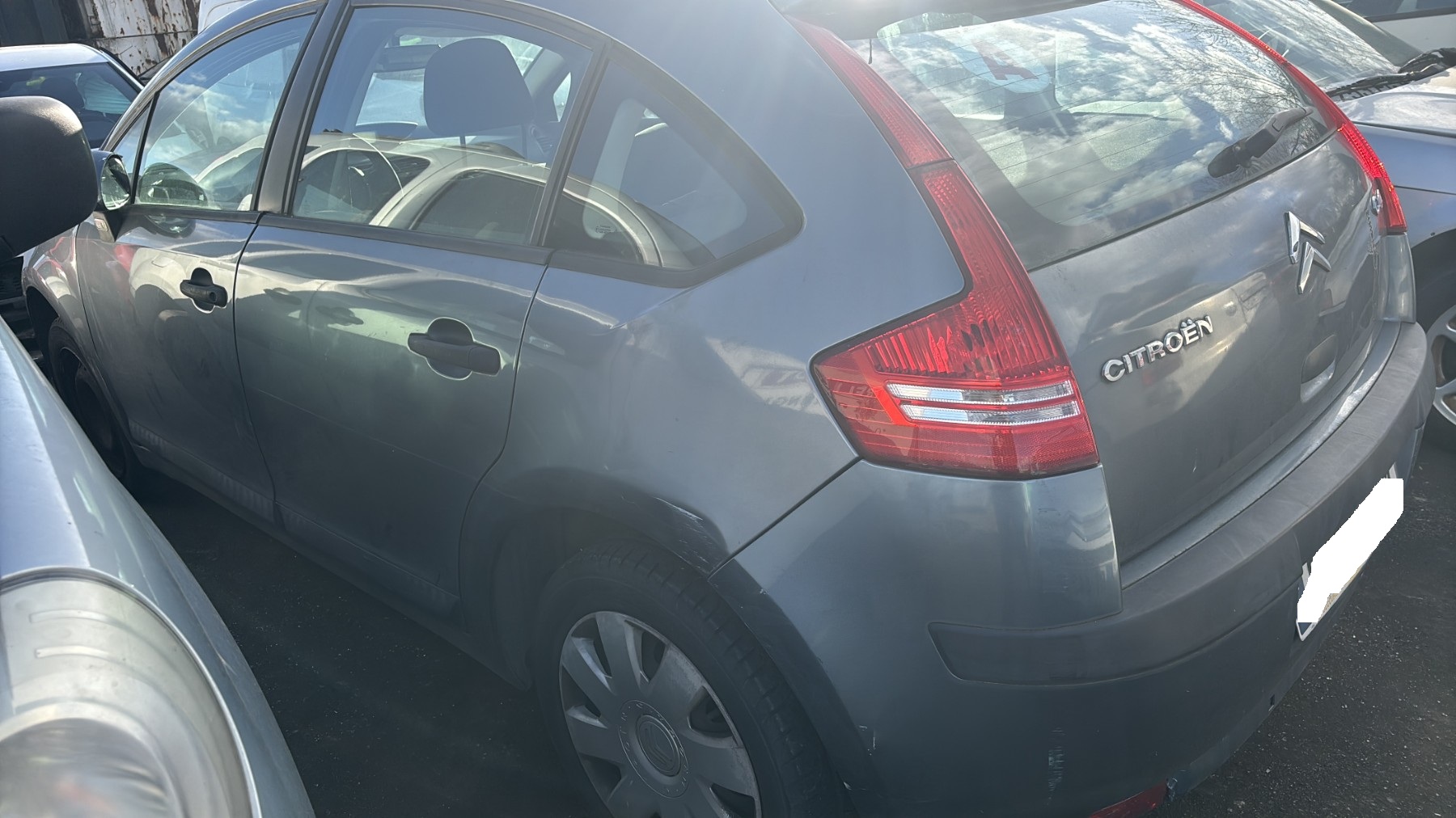 6445vhu_photo202602Vehicule-CITROEN-C41PHASE1-2006-4e98fd6fb7cf440ab5f3bd11f42efda7f34b4ffe5876a7328d7b3db8eae1998a_o