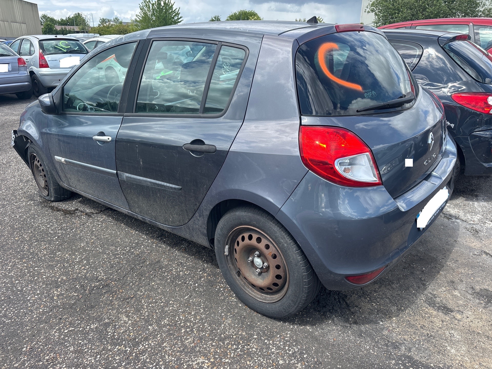 AH-649-MV-Vehicule-RENAULT-CLIO 3 PHASE 1 1,5-2009-154713-63AFol