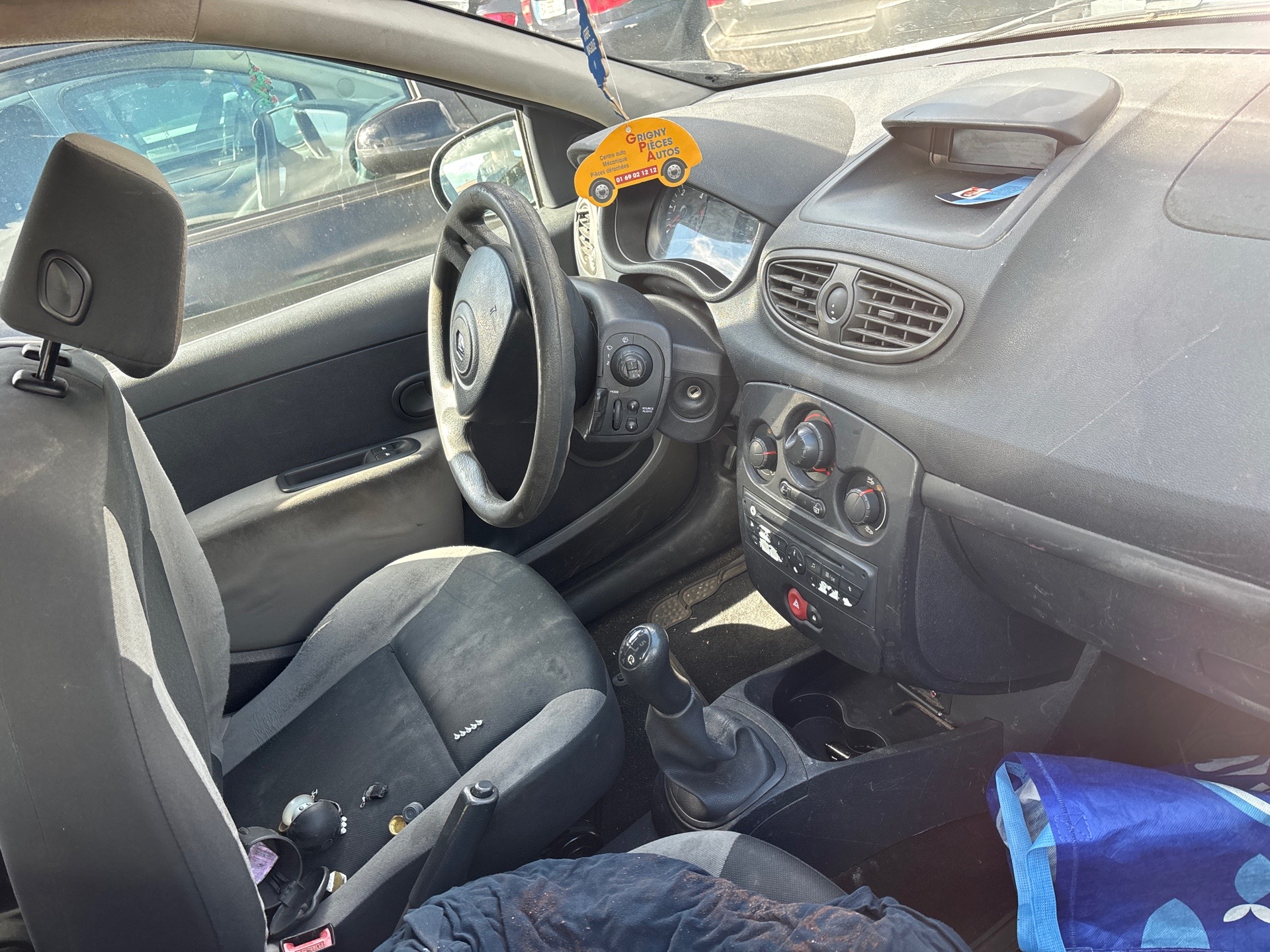AC-007-ZJ-Vehicule-RENAULT-CLIO 3 PHASE 1 1,5-2009-161249-LBy0pE