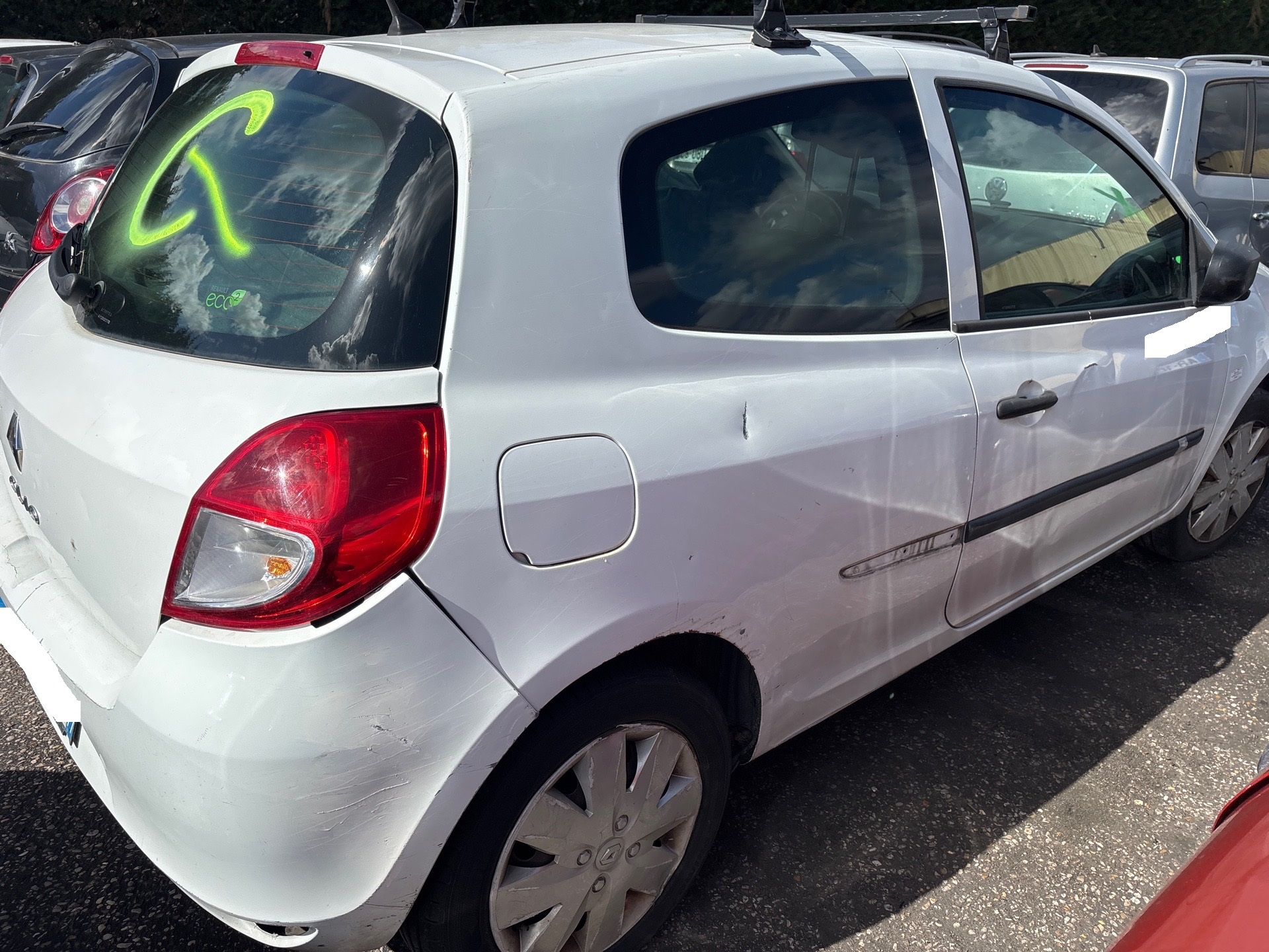 AC-007-ZJ-Vehicule-RENAULT-CLIO 3 PHASE 1 1,5-2009-161249-iK5pBY